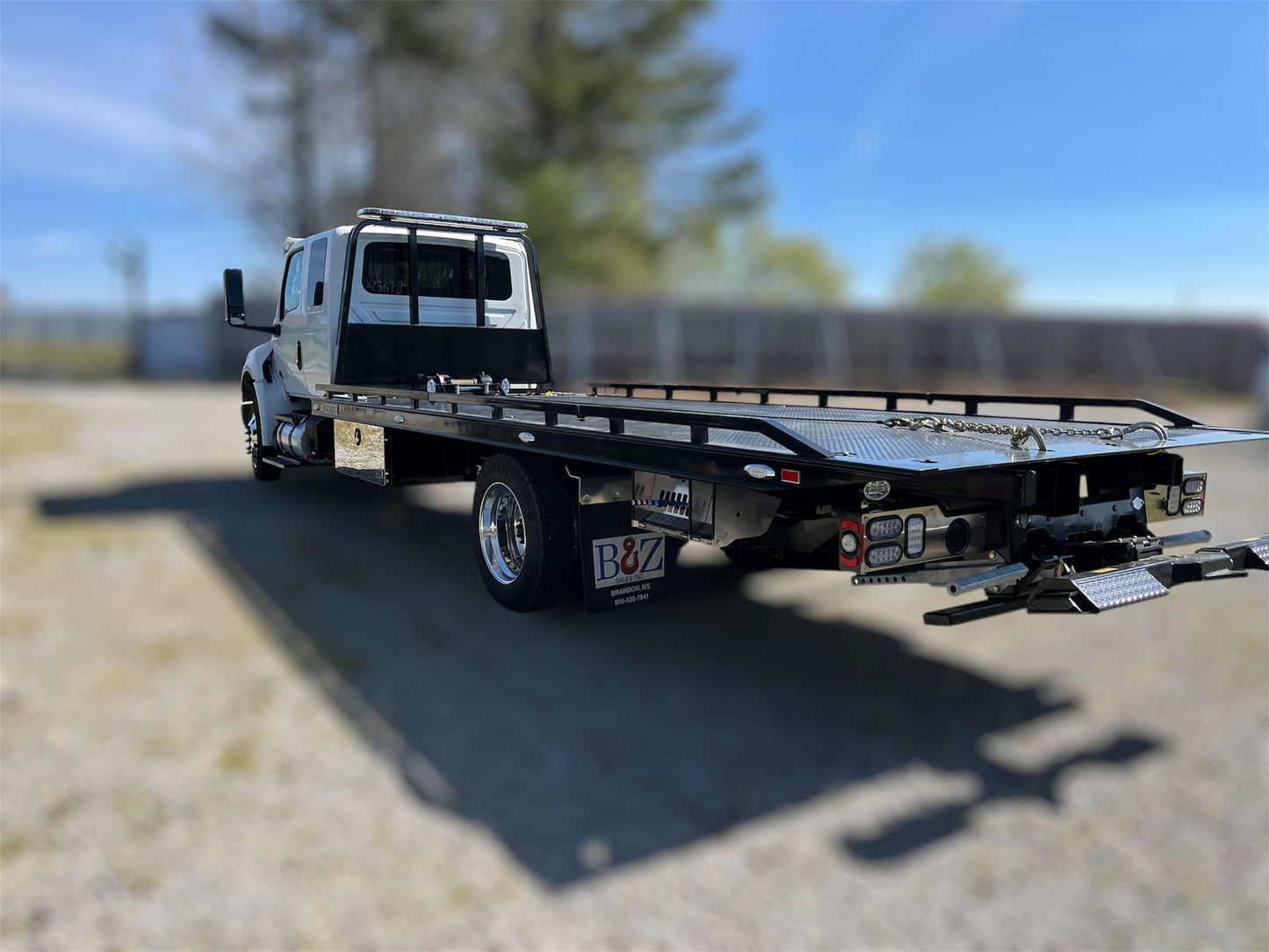 2025 INT MV-X EXT CAB 21’ Century